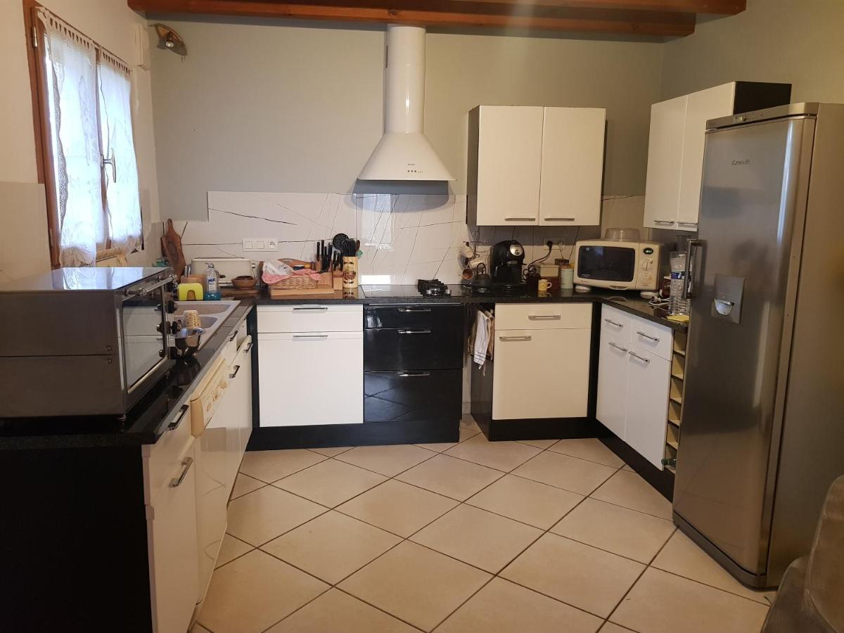 Grande maison familiale Serres-Gaston Extérieur photo