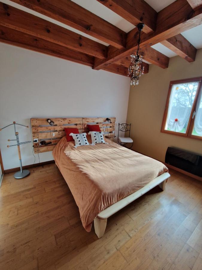 Grande maison familiale Serres-Gaston Extérieur photo